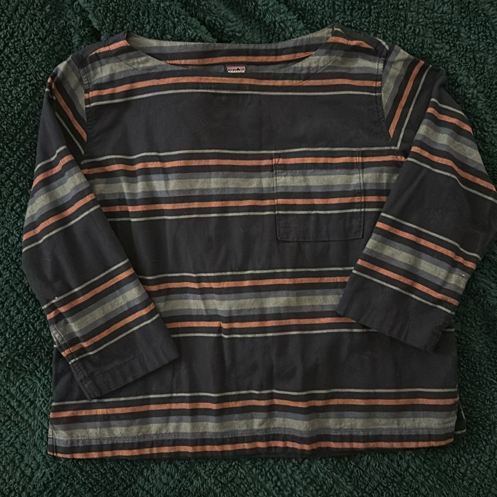 3/4 sleeve stripe never worn Patagonia shirt.
